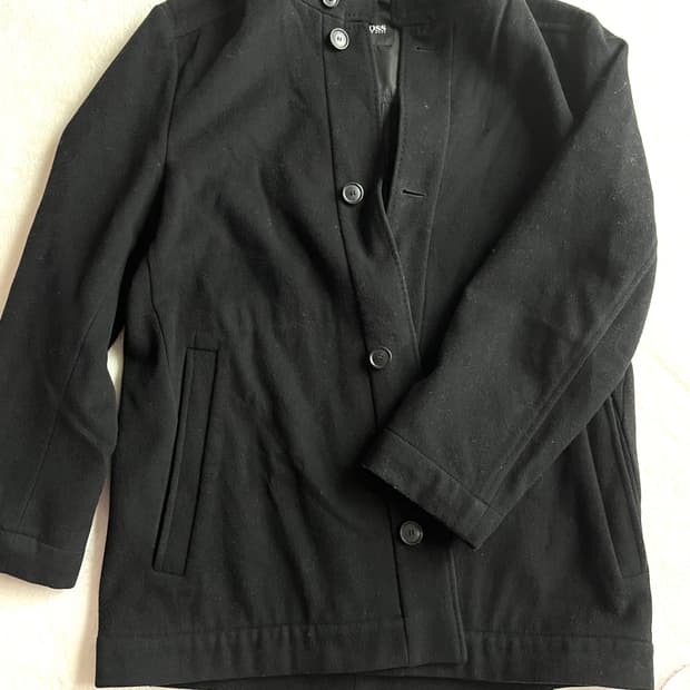 휴고 보스 정품 캐시미어 울 숏코트 여자도 가능