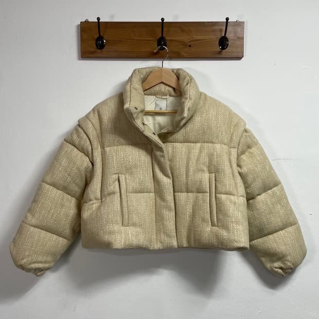 (새상품) 블러썸 에이치 컴퍼니 아이보리 울 숏패딩 (on.35)    