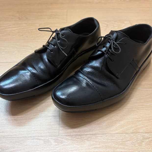 프라다 캡토 더비 (265)