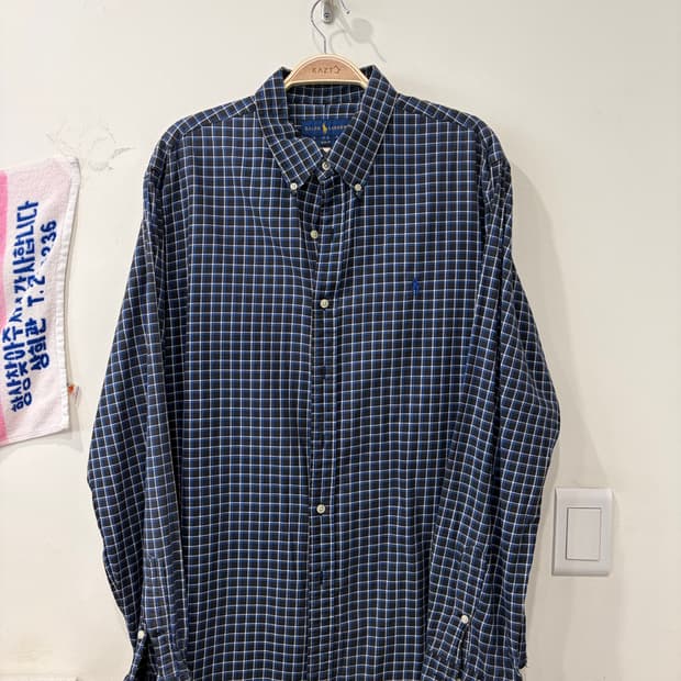 29. 폴로 체크 셔츠