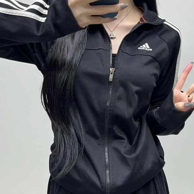 아디다스 블랙 트랙탑