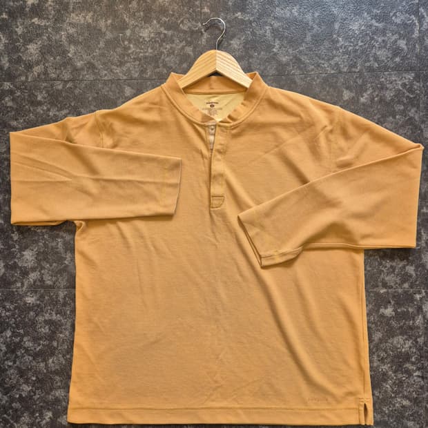 파타고니아(Patagonia) 브랜드 L 사이즈 헨리넥 티셔츠