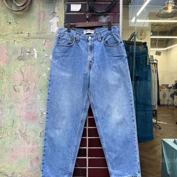00’s 560 Vintage Levi's