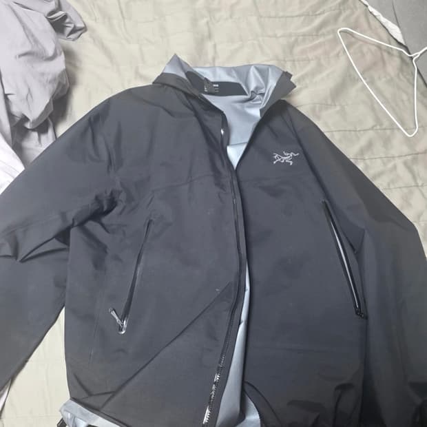 아크테릭스 베타 블랙