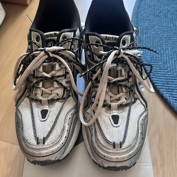 [290] 아식스 엔더슨벨 젤1090 실버