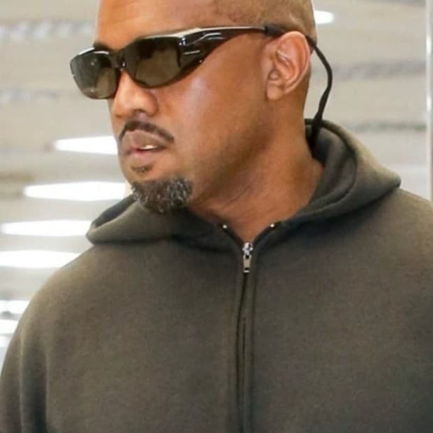 칸예 선글라스 타카기 어스맨