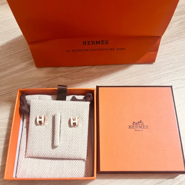 에르메스  팝아슈 미니 로즈골드 블랑 귀걸이