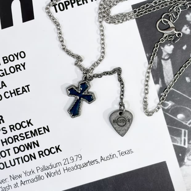 하드 락 카페 ‘Cross Pick’ 빈티지 목걸이