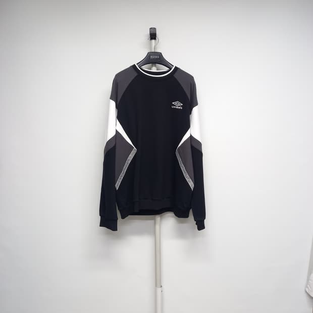 새 엄브로 춘추동 남성 맨투맨 105