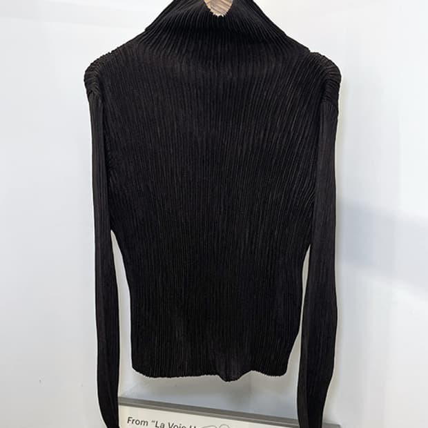 SPECCHIO PLEATS (L)