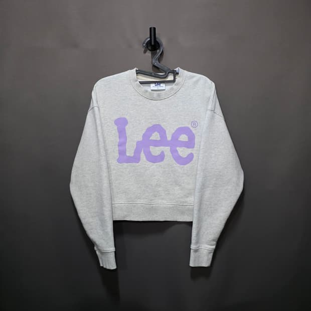 LEE 크롭 맨투맨