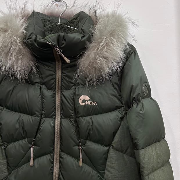 네파 노리밋 800 구스다운 배색 후드 패딩
