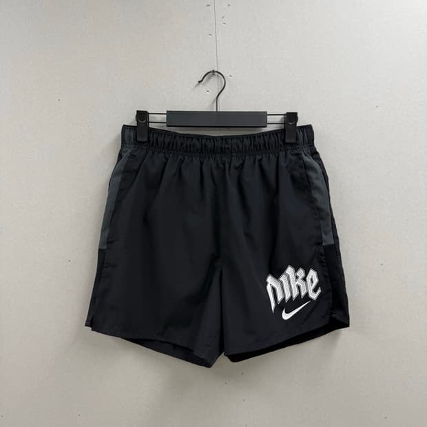 남성 M / 나이키 드라이핏 디비전 5인치 쇼츠 반바지 블랙