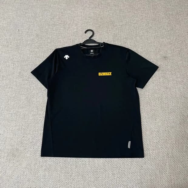 2XL 데상트 라운드 반팔티셔츠 N.7381