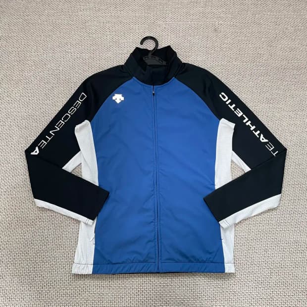 M 데상트 트레이닝복 집업 상의 N.8666