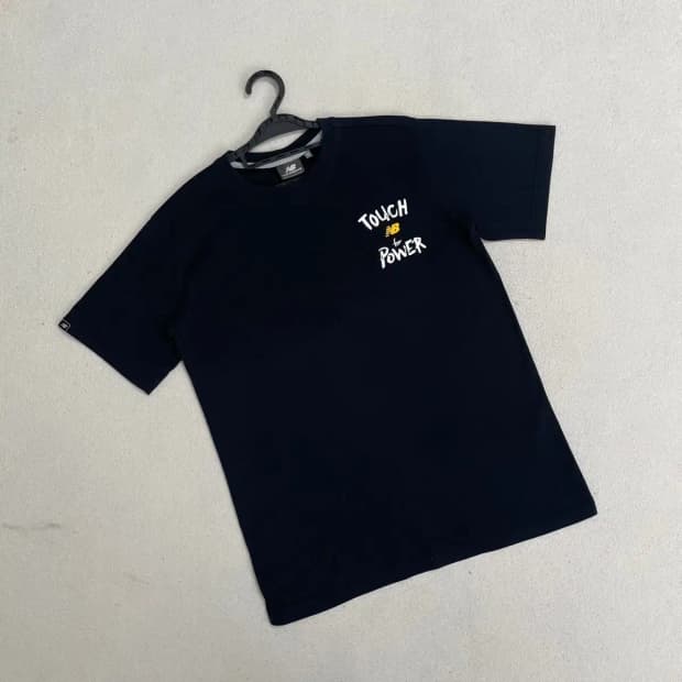 L 뉴발란스 라운드 반팔티 B.4095