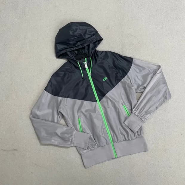 M 나이키 여성 윈드러너 바람막이 B.4195