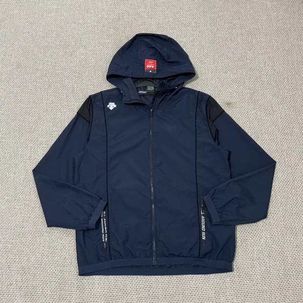 L 데상트 바람막이 자켓 N.8991