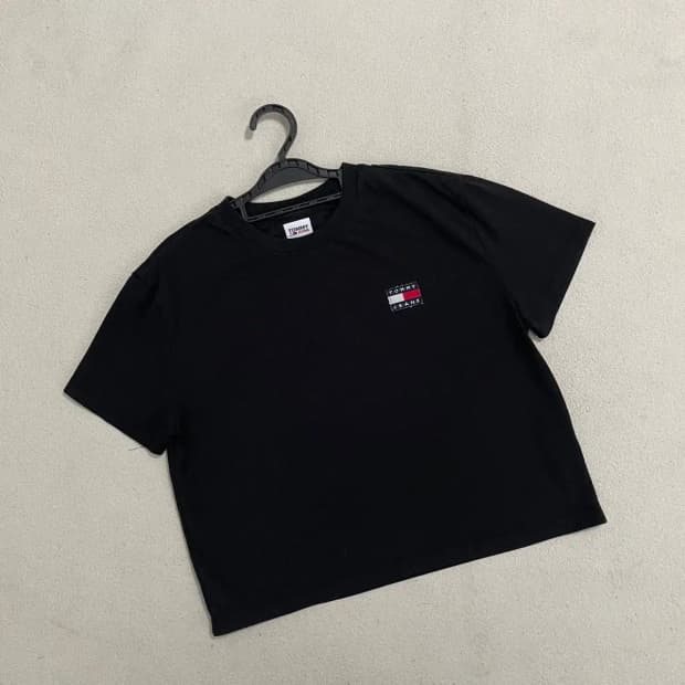 M 타미힐피거 여성 라운드 반팔 B.4393