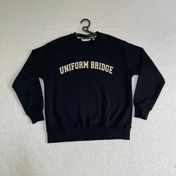 S 유니폼브릿지 라운드 맨투맨 N.190