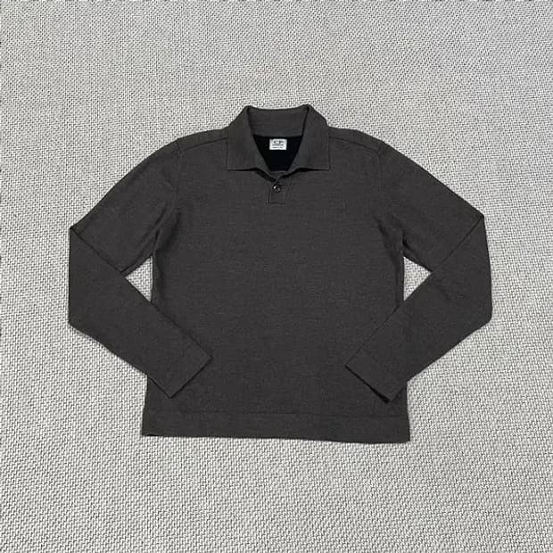 XL CP컴퍼니 여성 카라 니트 N.5722