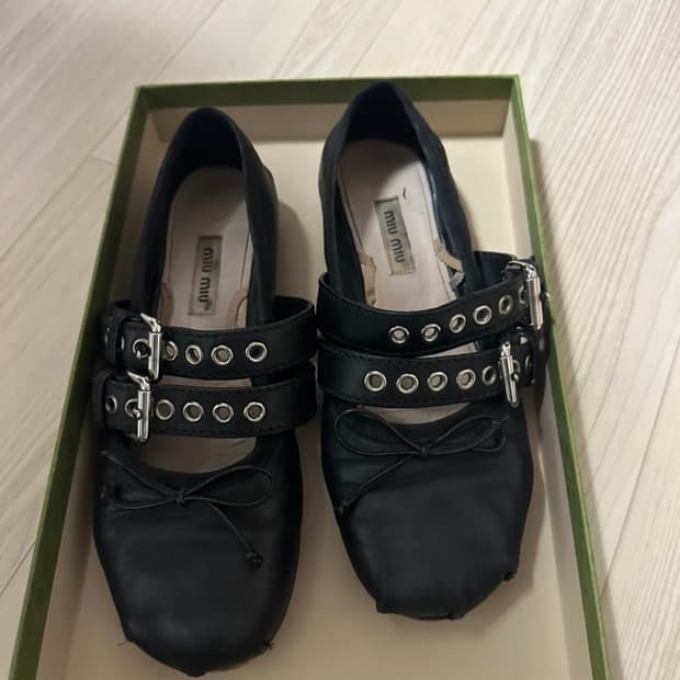 미우미우 발레리나 슈즈 