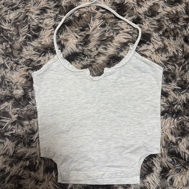 플리즈노팔로우 홀터넥 나시