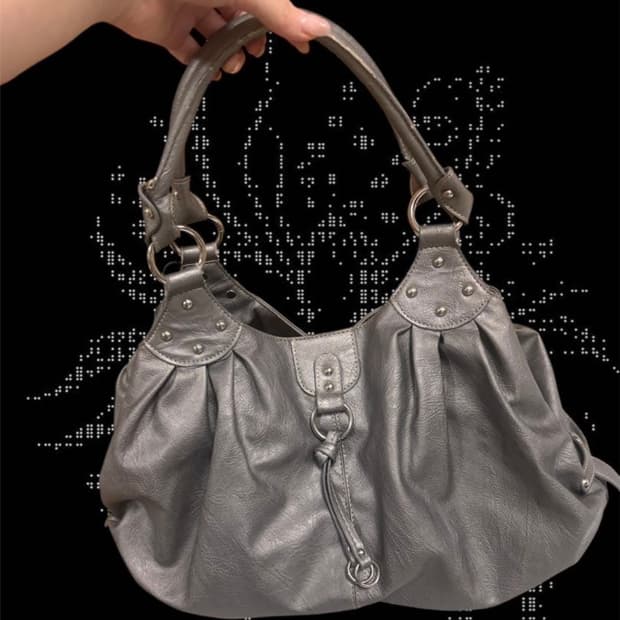 Y2k 실버 숄더백