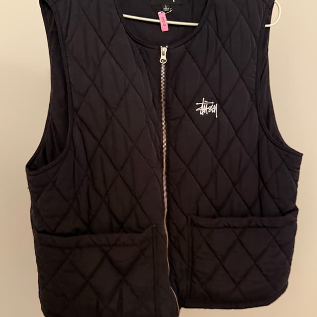 (L) 스투시 다이아몬드 퀄팅 베스트