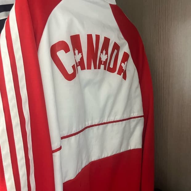 아디다스 캐나다져지 교신