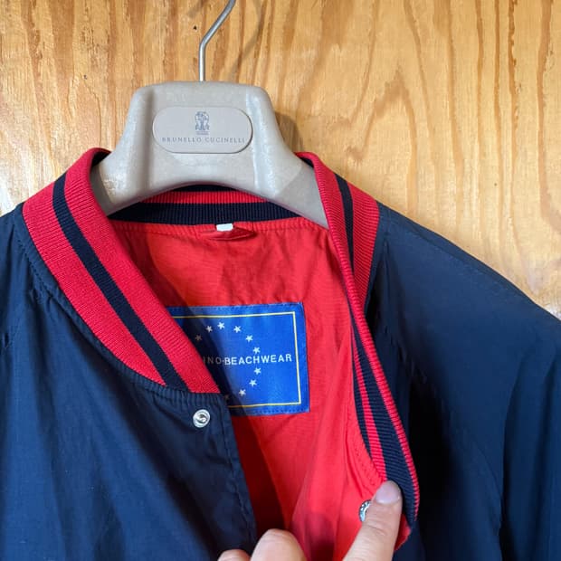 발렌티노 바시티 자켓 판매 합니다.