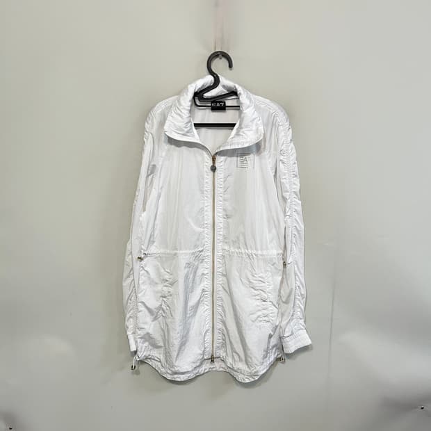 엠포리오 아르마니 EA7 바람막이 L 여성