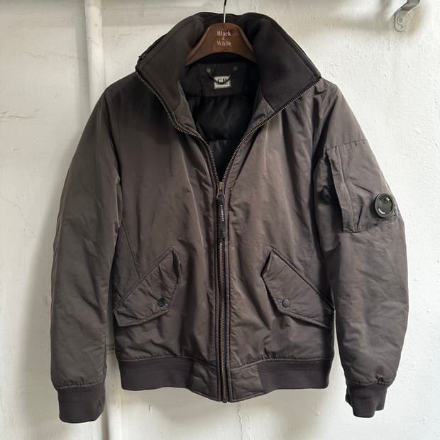 씨피컴퍼니 패딩 자켓 95 (정품)