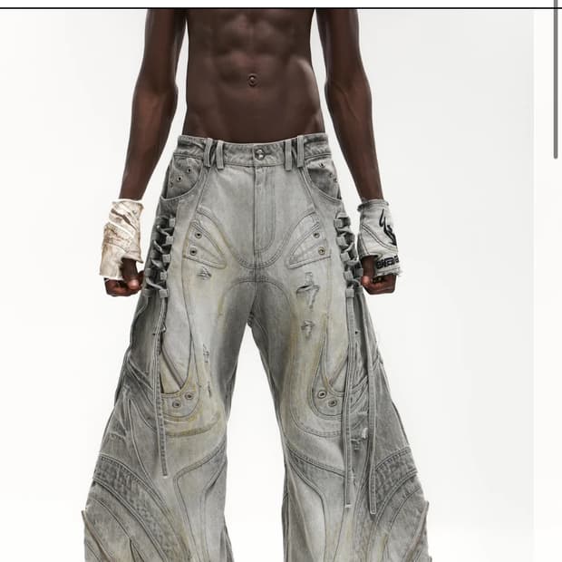 퍼슨소울 디컨스트럭티드 플레어 데님 팬츠