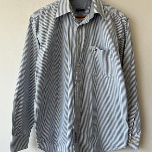 타미힐피거 남성 블루 스트라이프 코튼긴팔셔츠

