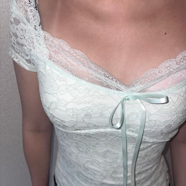 Vintage lace T