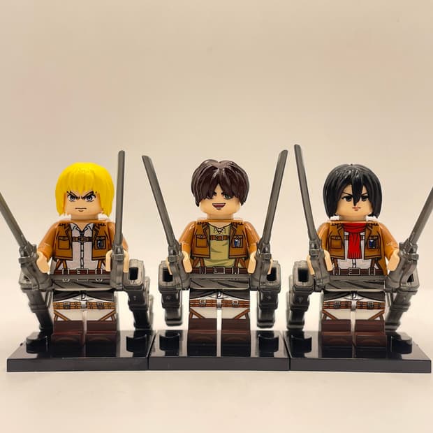 진격의 거인 피규어 3종