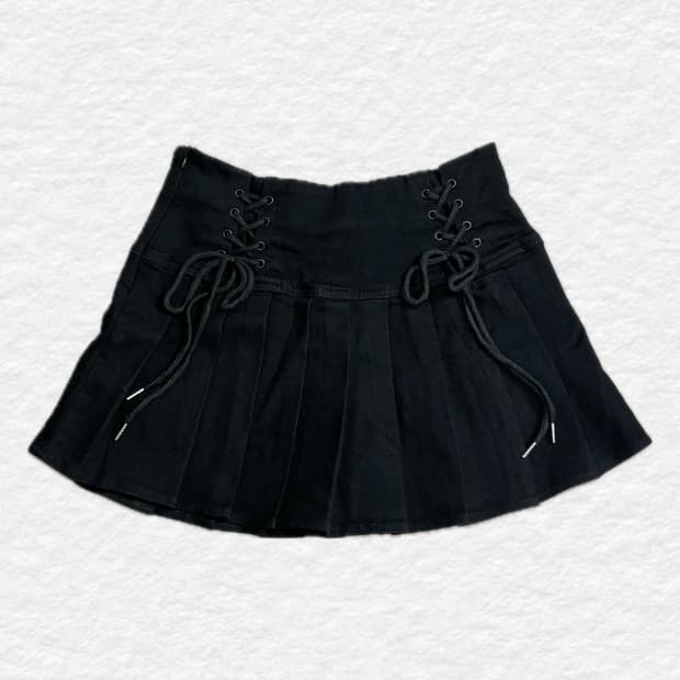 코르셋 스트링 플리츠 데님 스커트 – 블랙