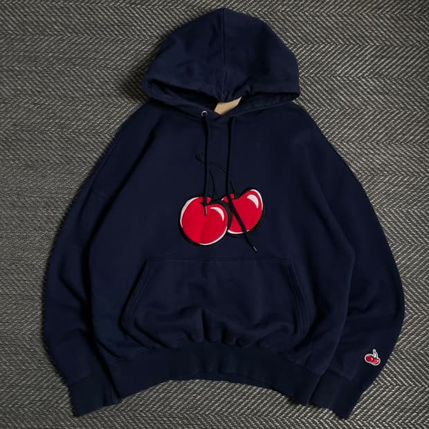 키르시 빅 체리 로고 후드 티셔츠 네이비o 4897