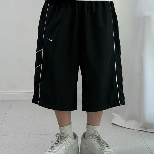 나이키 와이드 루즈핏 버뮤다