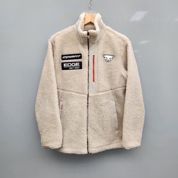 다이나핏 뽀글이 플리스 자켓 아이보리