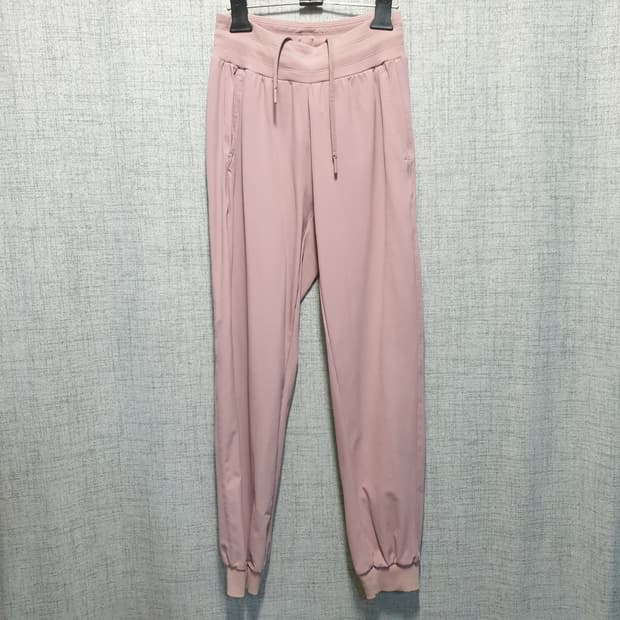 안다르 핑크색 기능성 조거팬츠 2