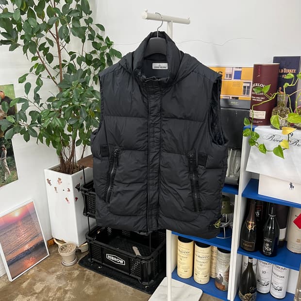 스톤아일랜드 크링클랩스 패딩 베스트 XL