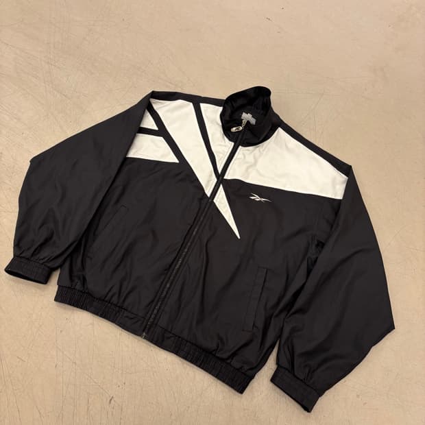 리복 올드스쿨 빅로고 투톤 바람막이