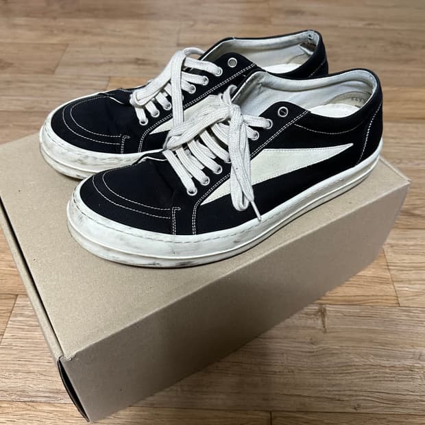 릭 오웬스 다크쉐도우 빈티지 스니커즈 블랙 밀크