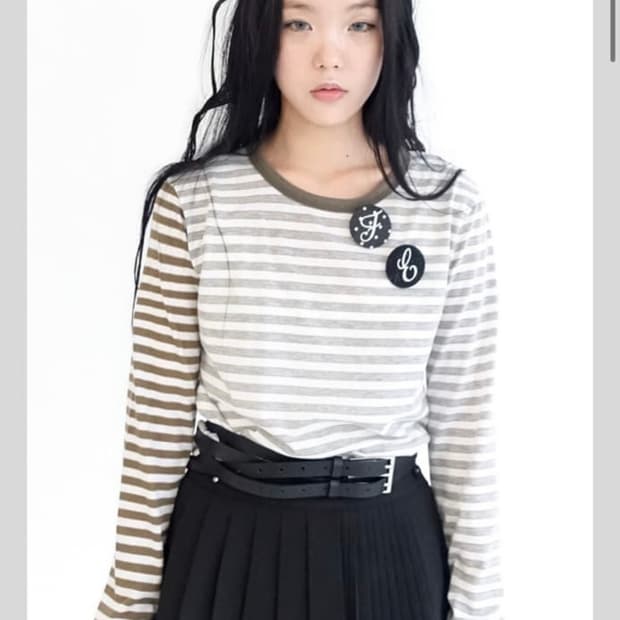 샵페어리 스트라이프 핀버튼 티 롱카키