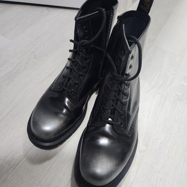 풀박스) 닥터마틴 1460 실버 260