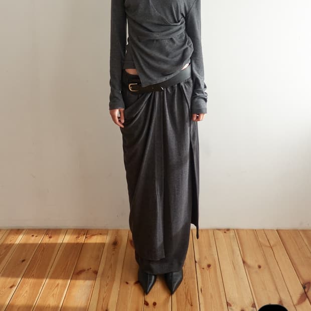 세릭 드레이프 롱 스커트 챠콜