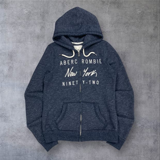 아베크롬비 네이비 컬러 스펠아웃 빅로고 후드 집업