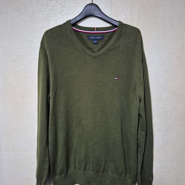 타미힐피거 브이넥 코튼니트